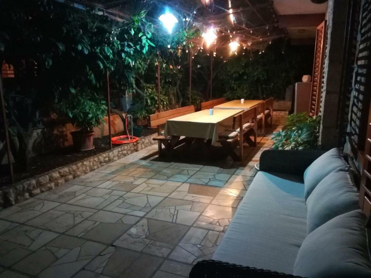 Holiday Home Leonida Jelsa  Dış mekan fotoğraf